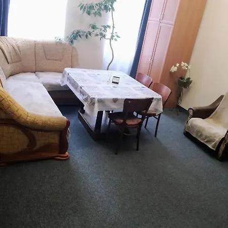 Lejlighed Near The Train Station