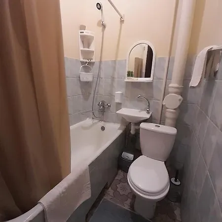 Near The Train Station Apartman